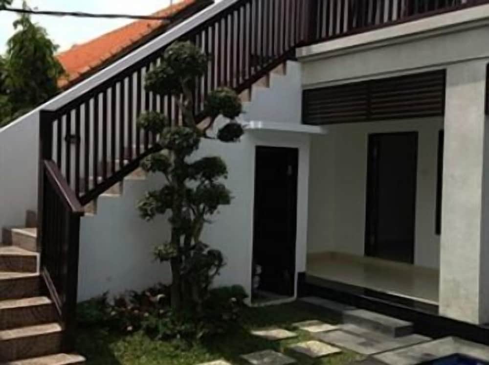 Sanur Guest House 45/50