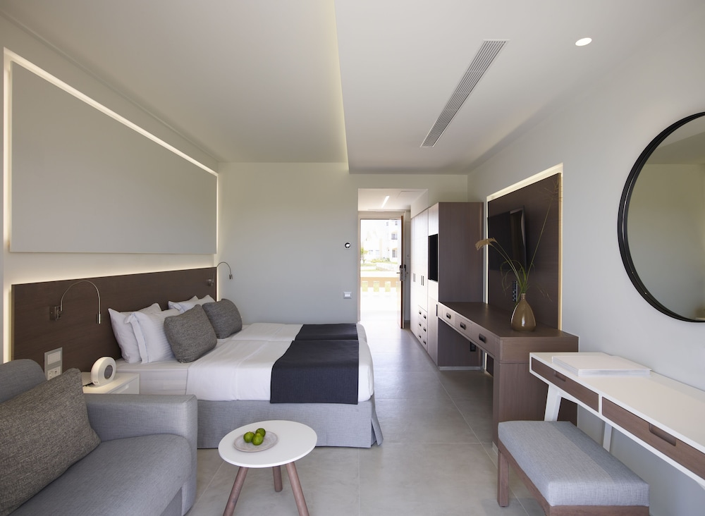 Neptune Luxury Resort 60/78