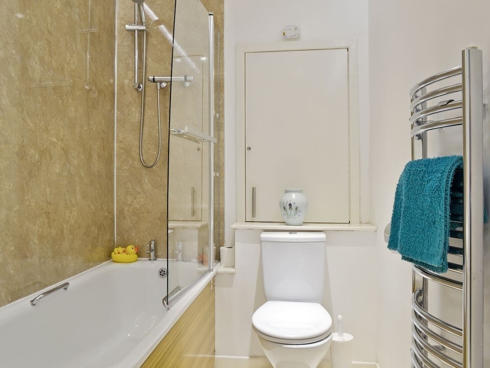 Crieff Armoury Luxury Self Catering Apartment 34/36
