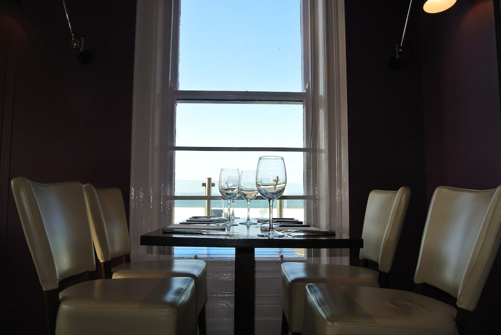The Salty Dog Hotel & Bistro 49/71