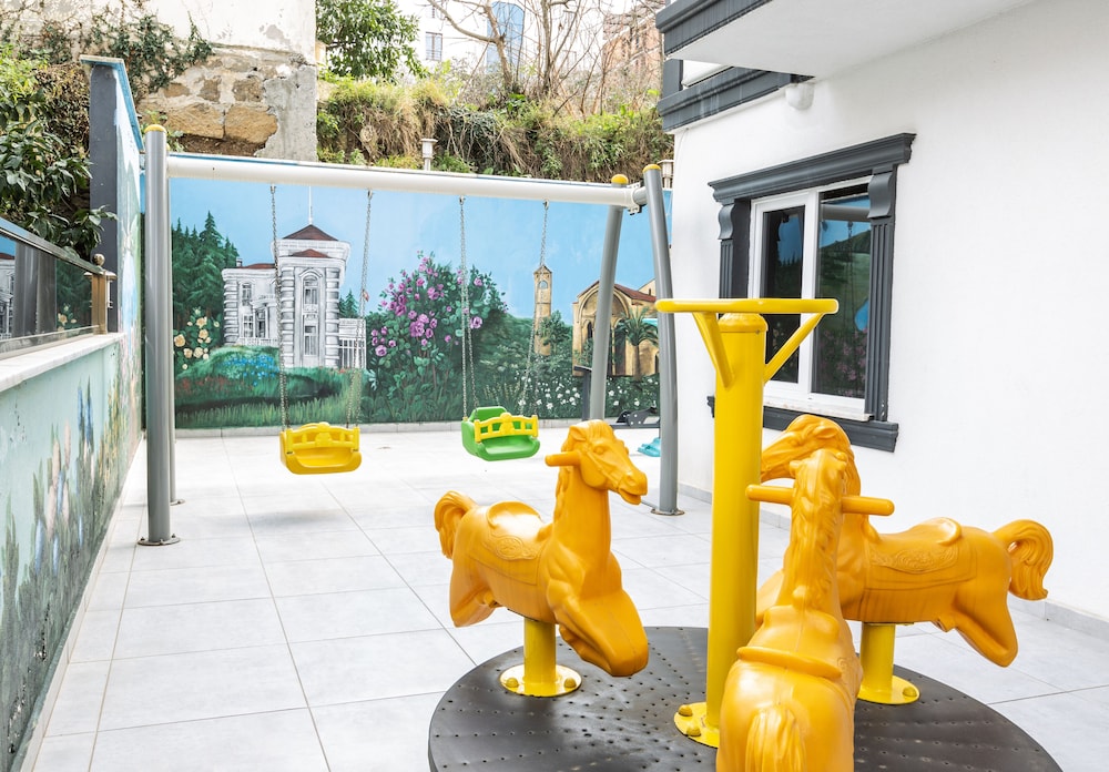 Alya Boutique Hotel 56/62