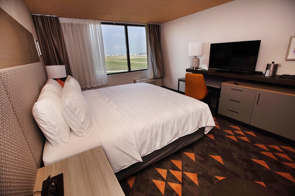 Wyndham Houston Hobby Airport 12/44