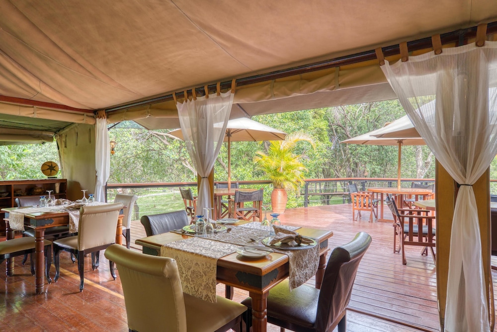 OLARE MARA KEMPINSKI MASAI MARA 35/50