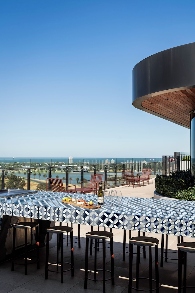 Tyrian Serviced Apartments Melbourne 43/48