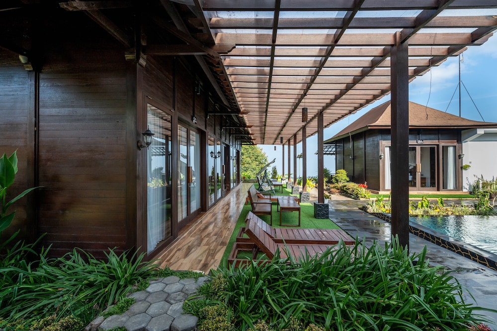Shankara Munduk Bali 41/47