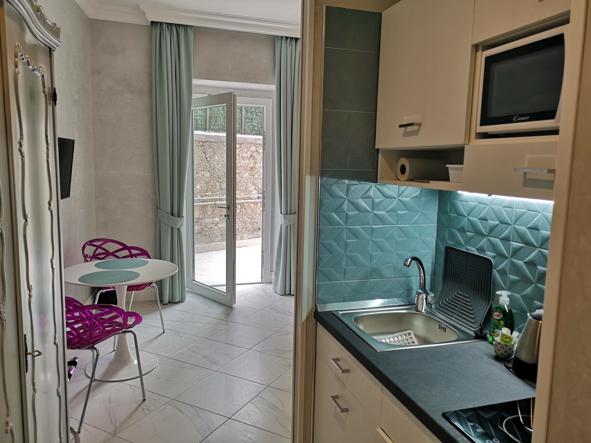 Plus, Comfort, Double Bed، Hotel Altavilla 4/9