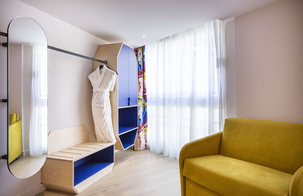 Urban Hotel Aix-les-Bains, BW Signature Collection 46/54