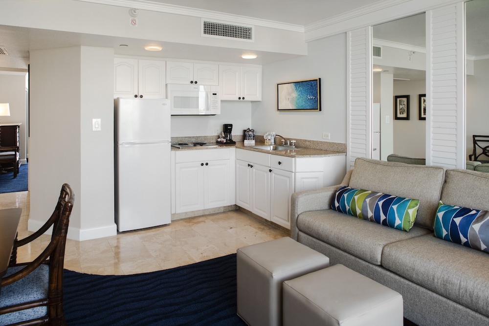 Tradewinds Island Grand Resort 43/65