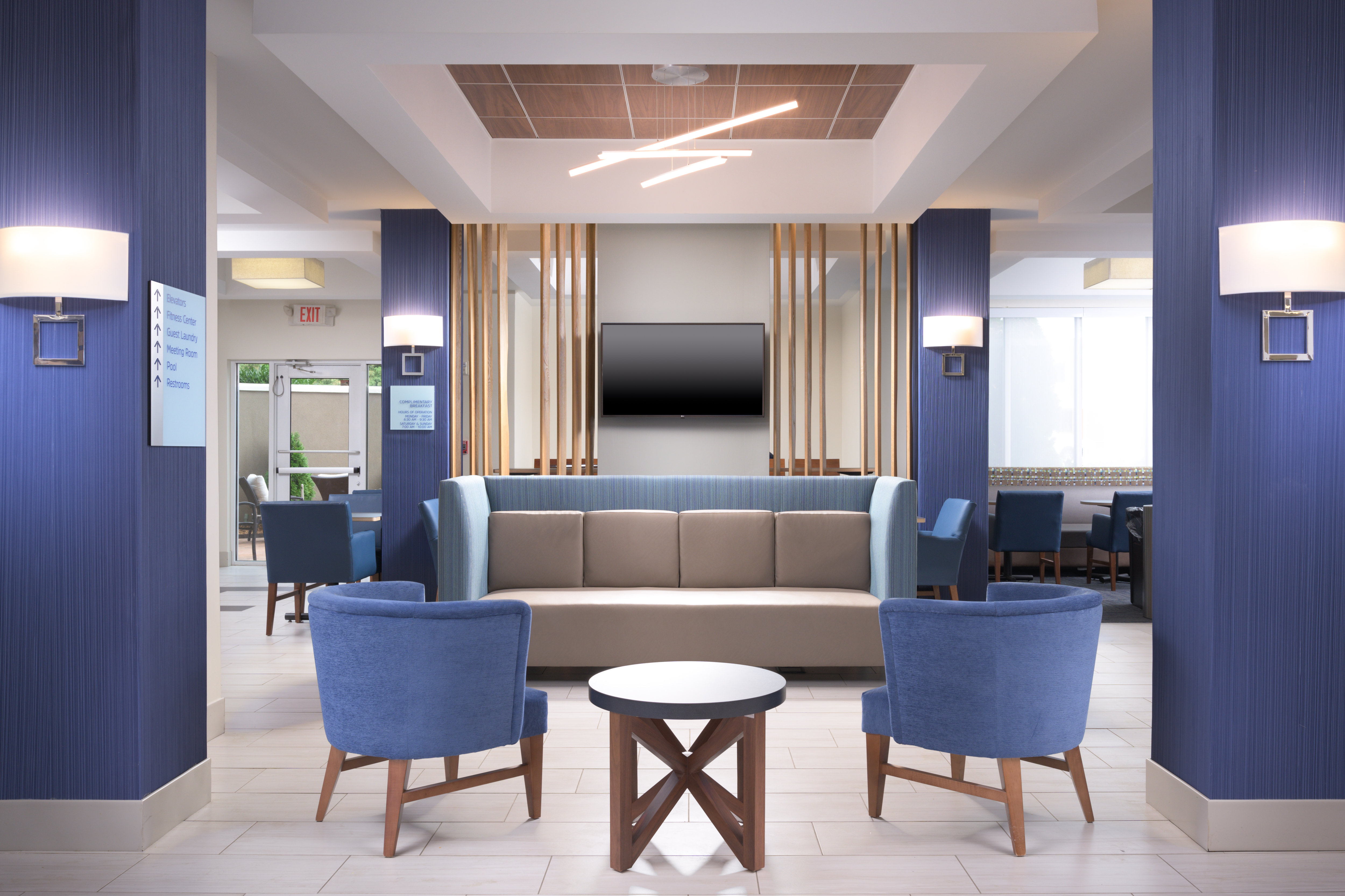 Holiday Inn Express Hotel And Suites Chattanooga Downtown 47/52