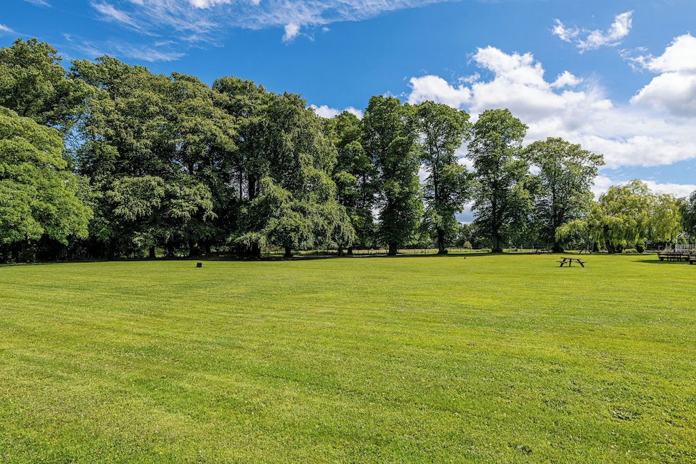 Northop Hall Country House Hotel 62/66