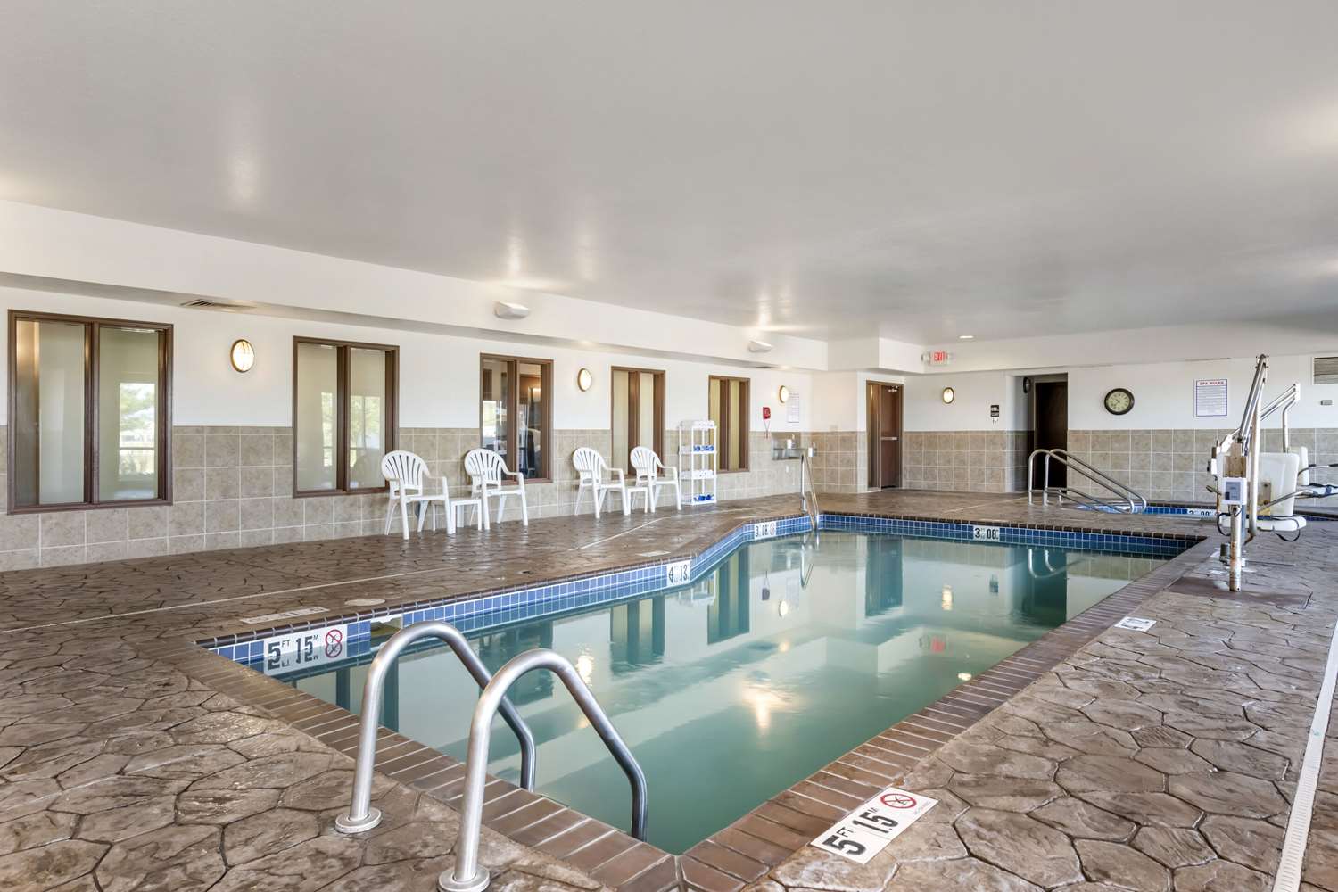 Comfort Suites Conference Center Rapid City 6/14