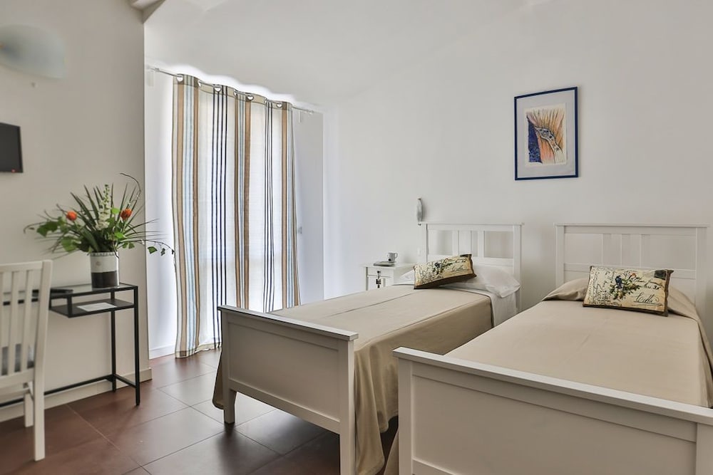 Le Giare Rooms 6/17