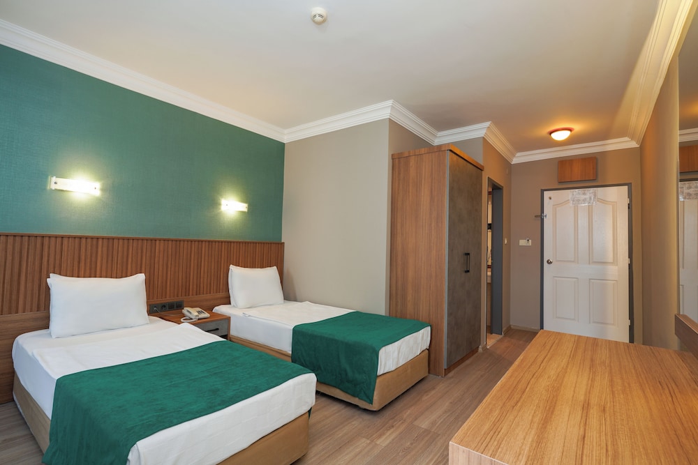 Ergun Hotel 18/50