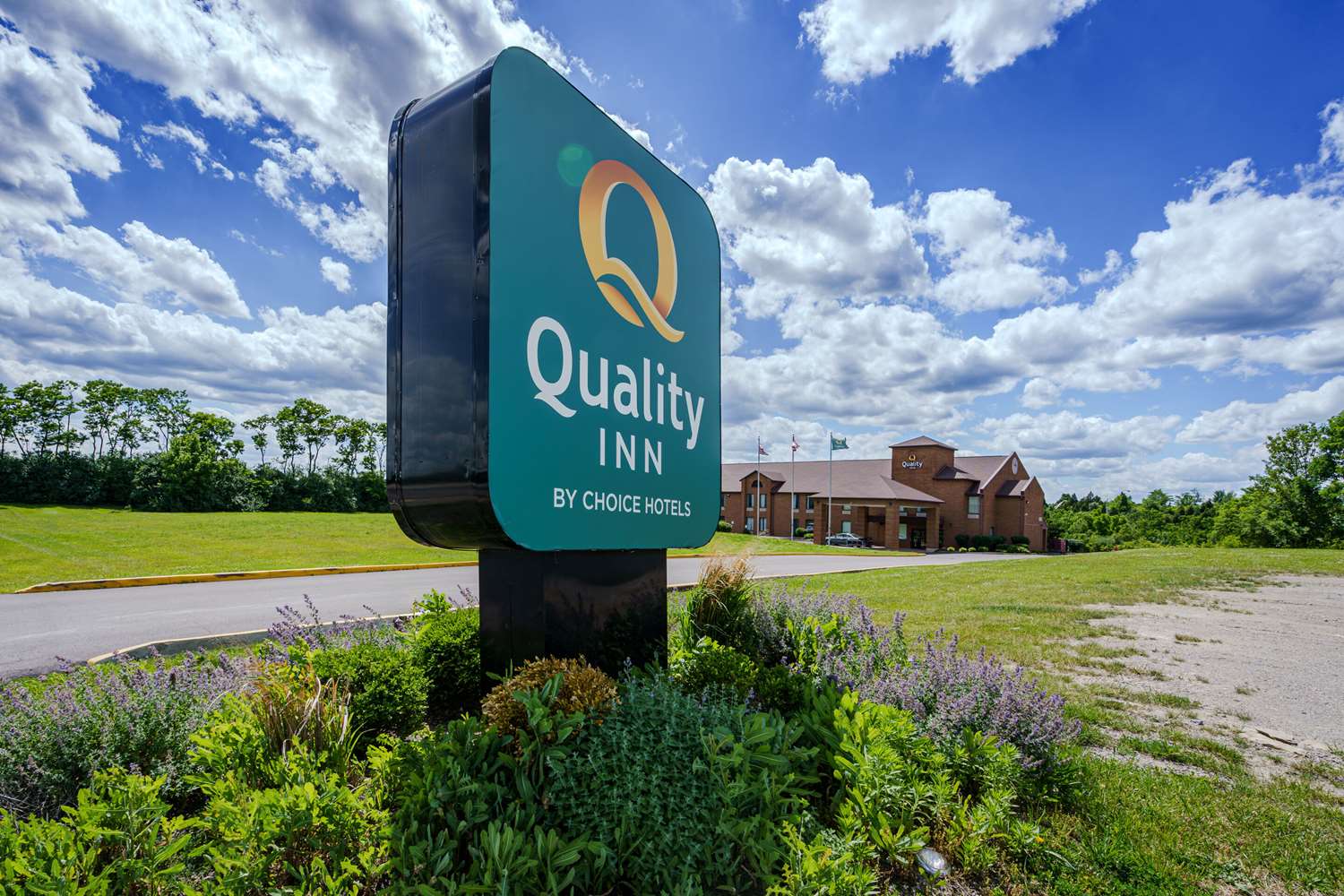 Quality Inn I-75 West Chester-North Cincinnati 6/49