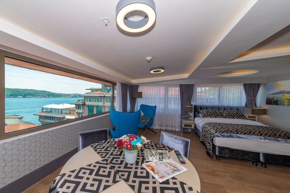 Feri Suites 34/50