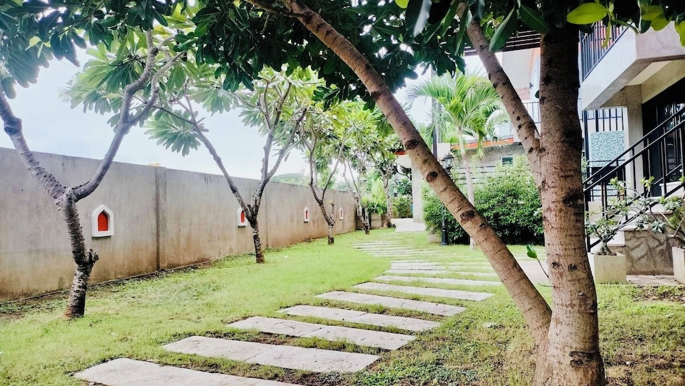 Villa Rajapruek 42/50