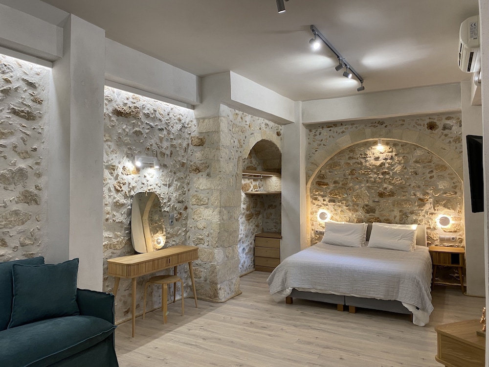 STUDIO, SUITE, GARDEN VIEW, TERRACE