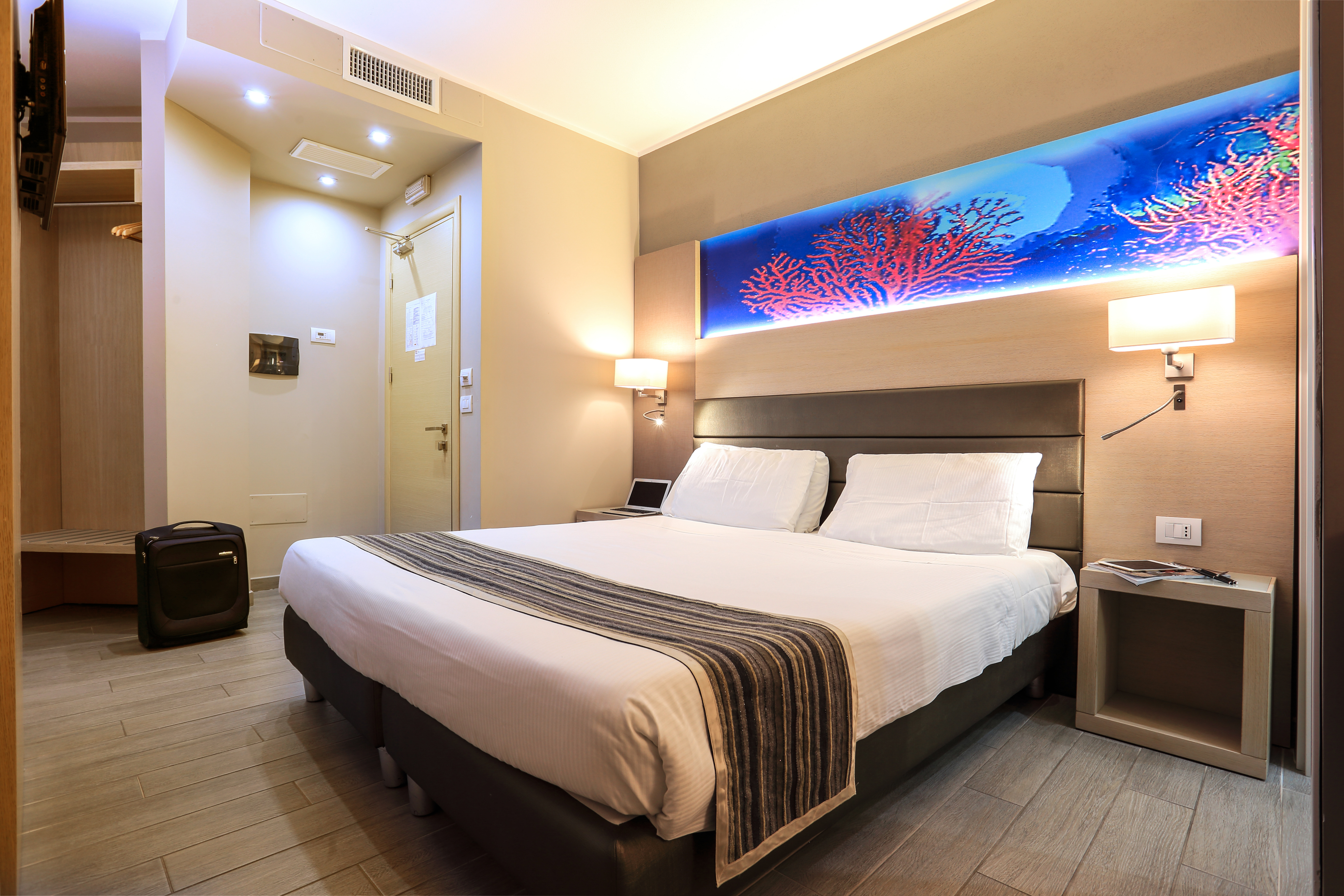 Deluxe with Balcony Sea view