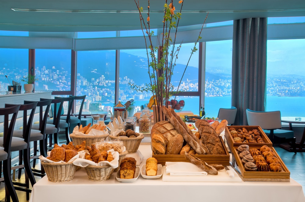 Burj On Bay Hotel, Jounieh 54/73
