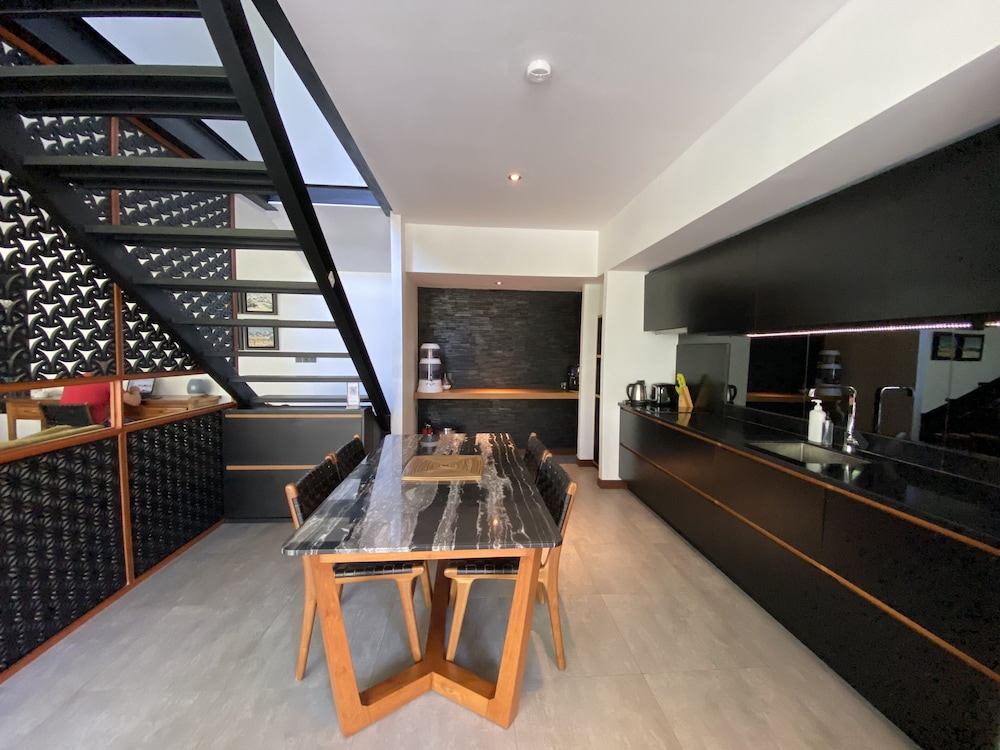 Karmagali Boutique Suites 24/46