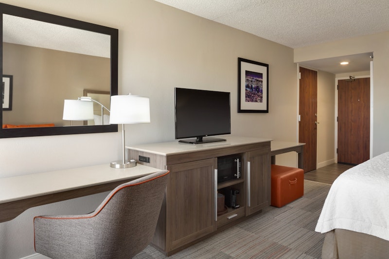 Hampton Inn Philadelphia Mt. Laurel 5/8