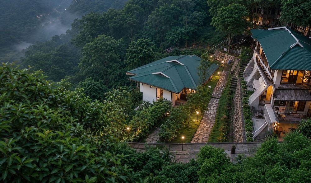 Sterling Gangtok - Orange Village 120/125