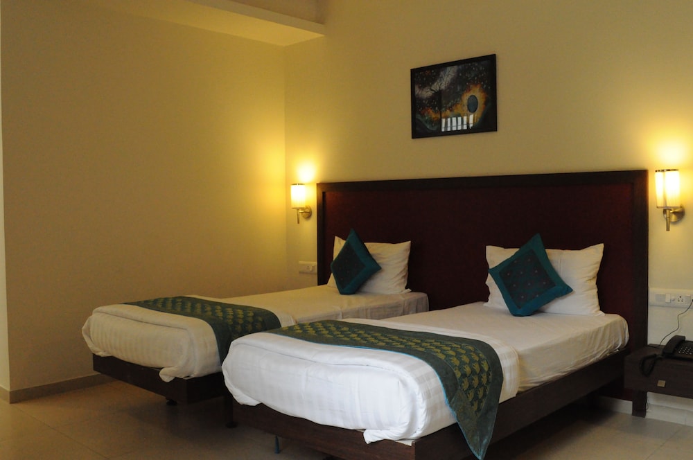 Ixora Suites 13/46