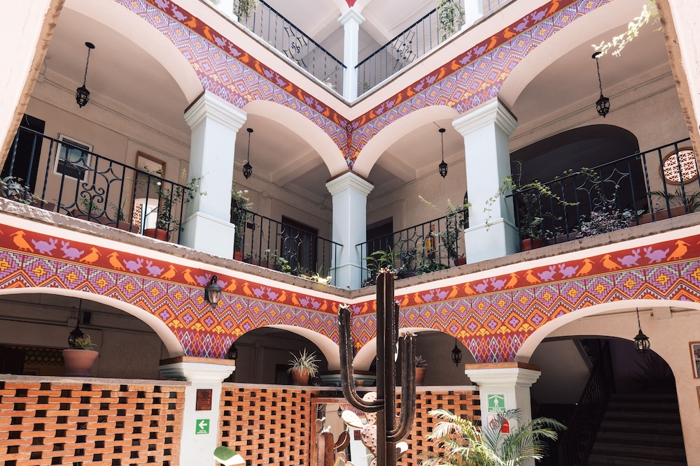 Selina Oaxaca 2/68