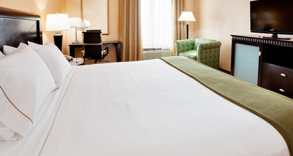 Baymont By Wyndham East Windsor Bradley Airport 5/40