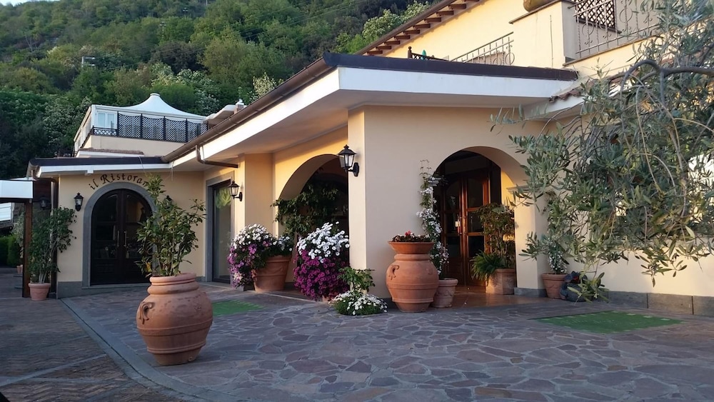 Hotel Villa Degli Angeli 4/57