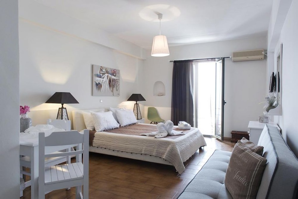 Fiamegou Villa 7/50