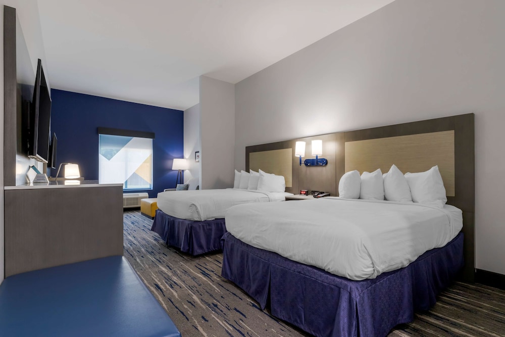 Best Western Plus Choctaw Inn & Suites 11/38