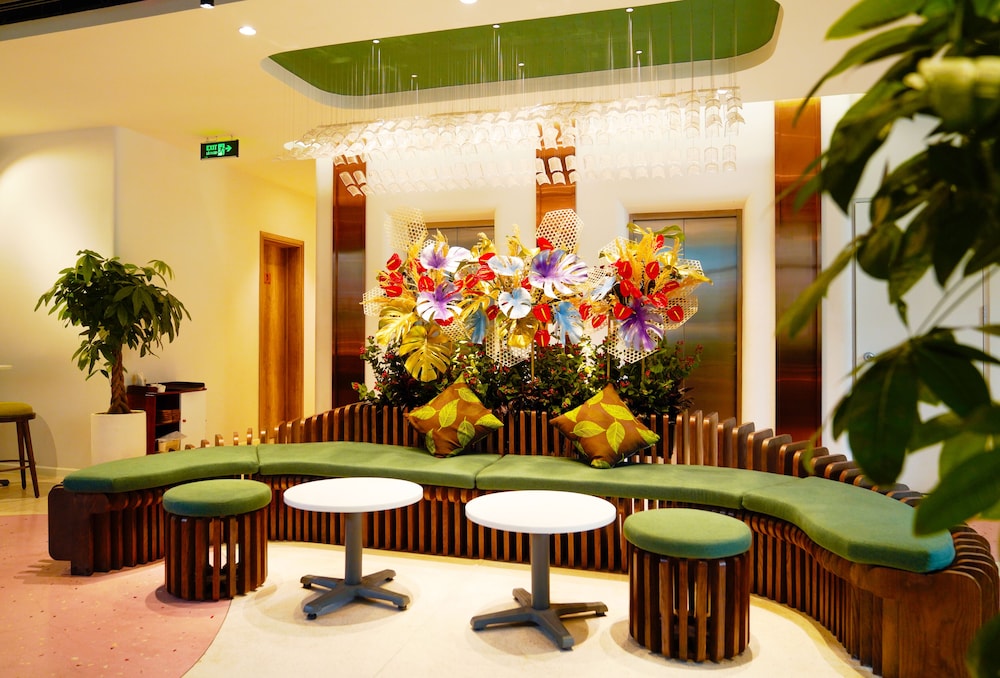 HOME Hotel 21/35