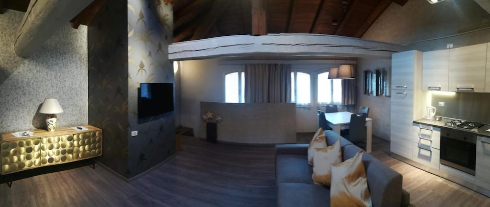 Albergo Centrale Bologna 61/79