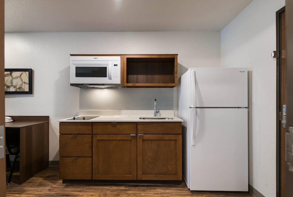 WoodSpring Suites Cocoa Beach - Rockledge 29/37