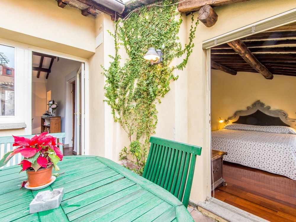 RSH Campo de Fiori Luxury House 13/38