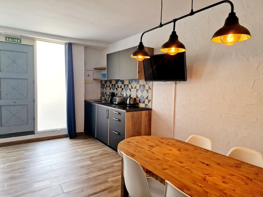 Y Hostel Mallorca - Albergue Juvenil 28/33
