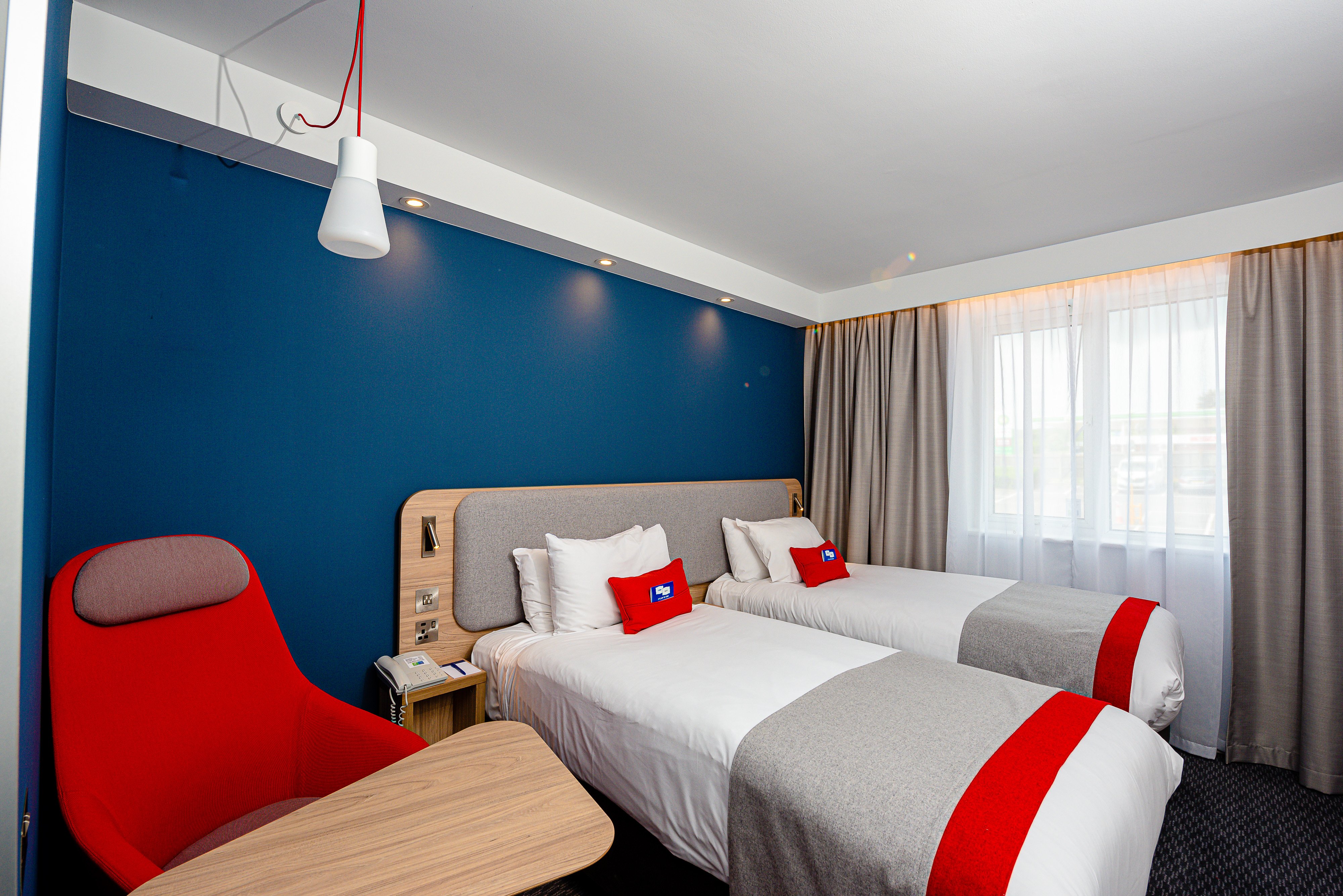 Holiday Inn Express Canterbury 5/19