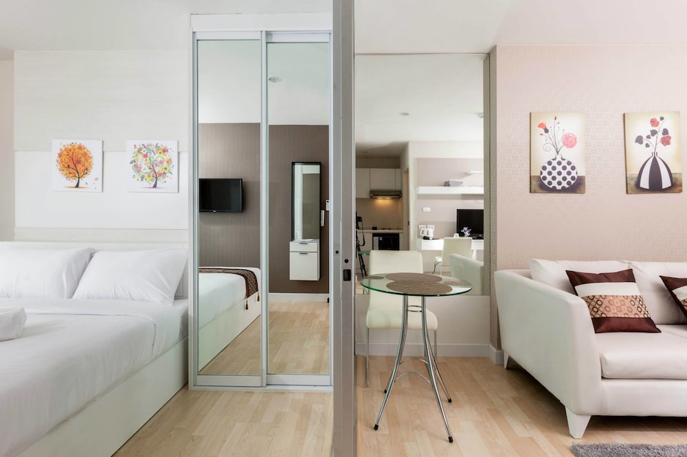 The Cube Boutique Residence 13/19