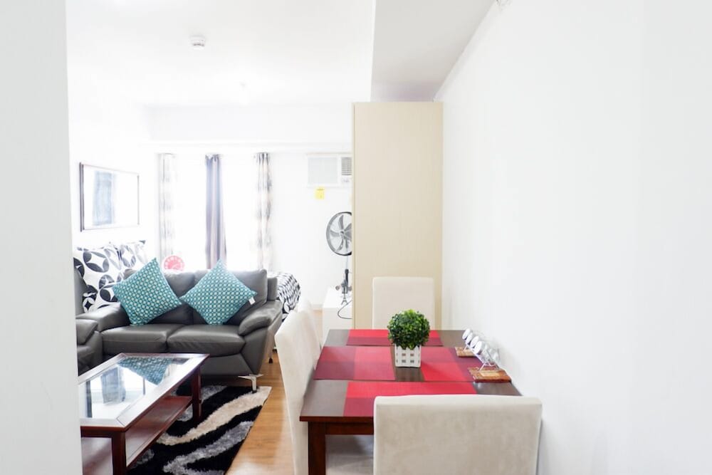 Studio Unit At Abreeza Place 33/50