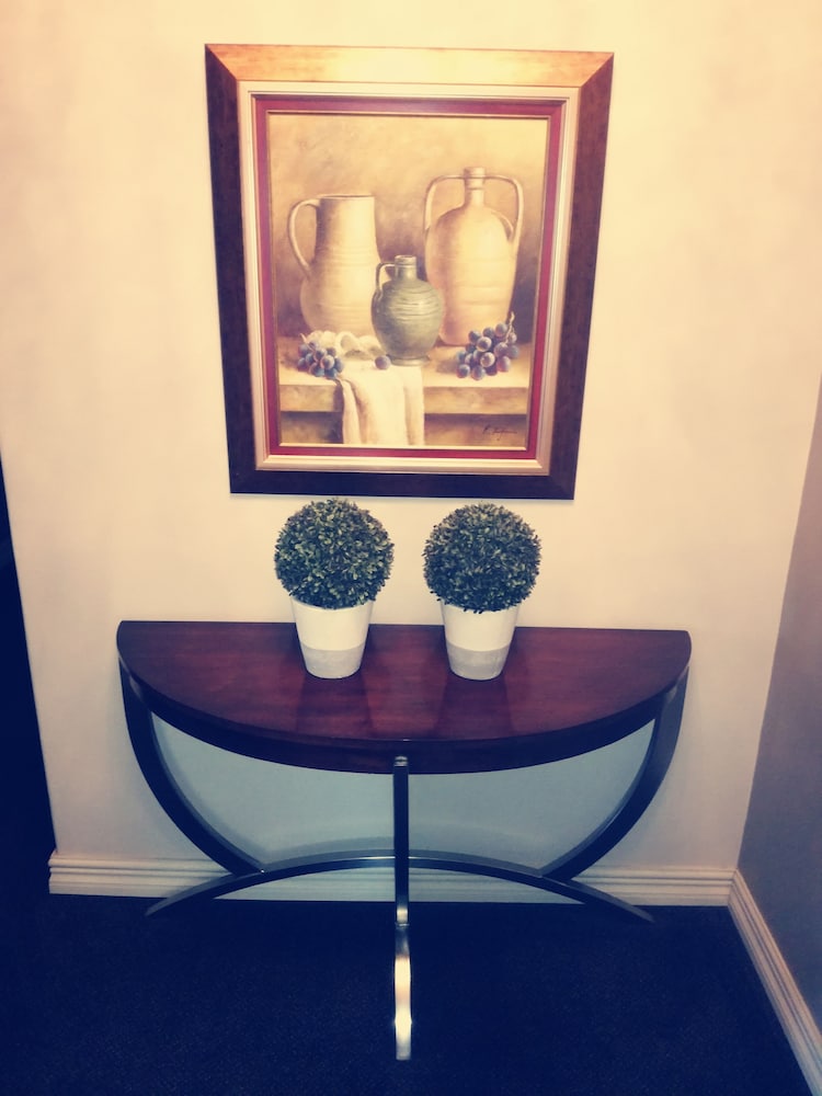 Bayswater Lodge 72/100