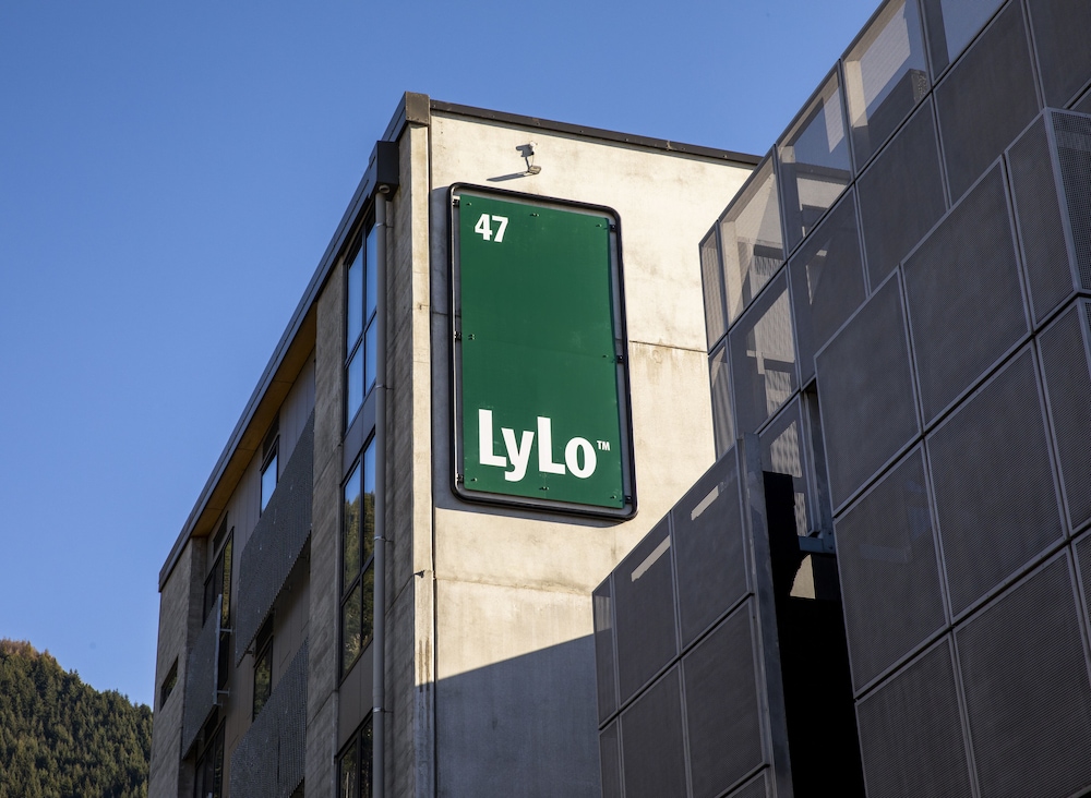 LyLo Queenstown 4/50