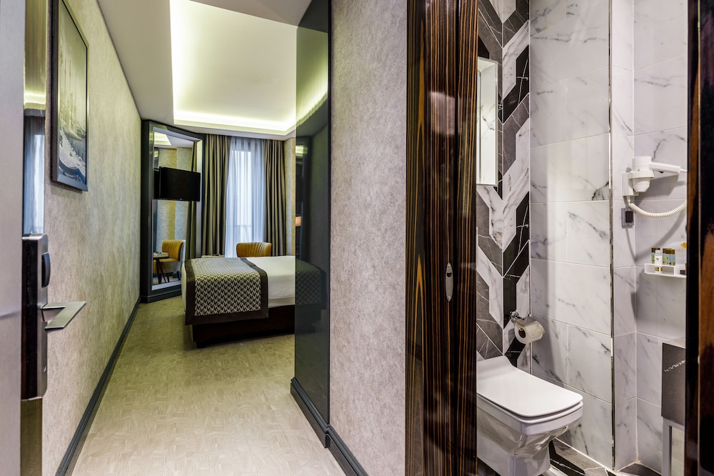 Euro Design Hotel 30/71