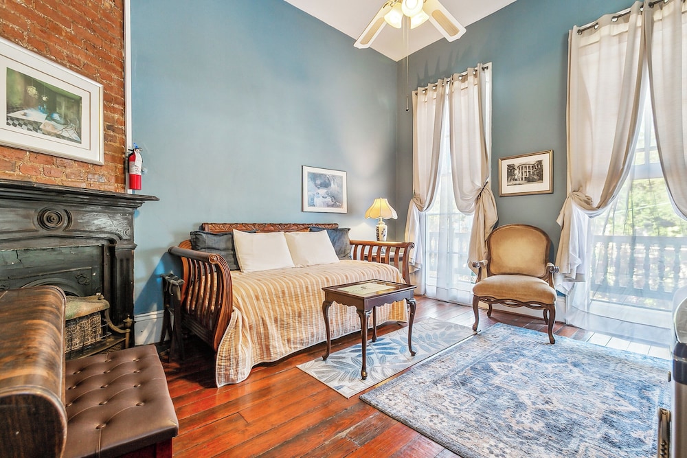 Garden District B&B 31/39