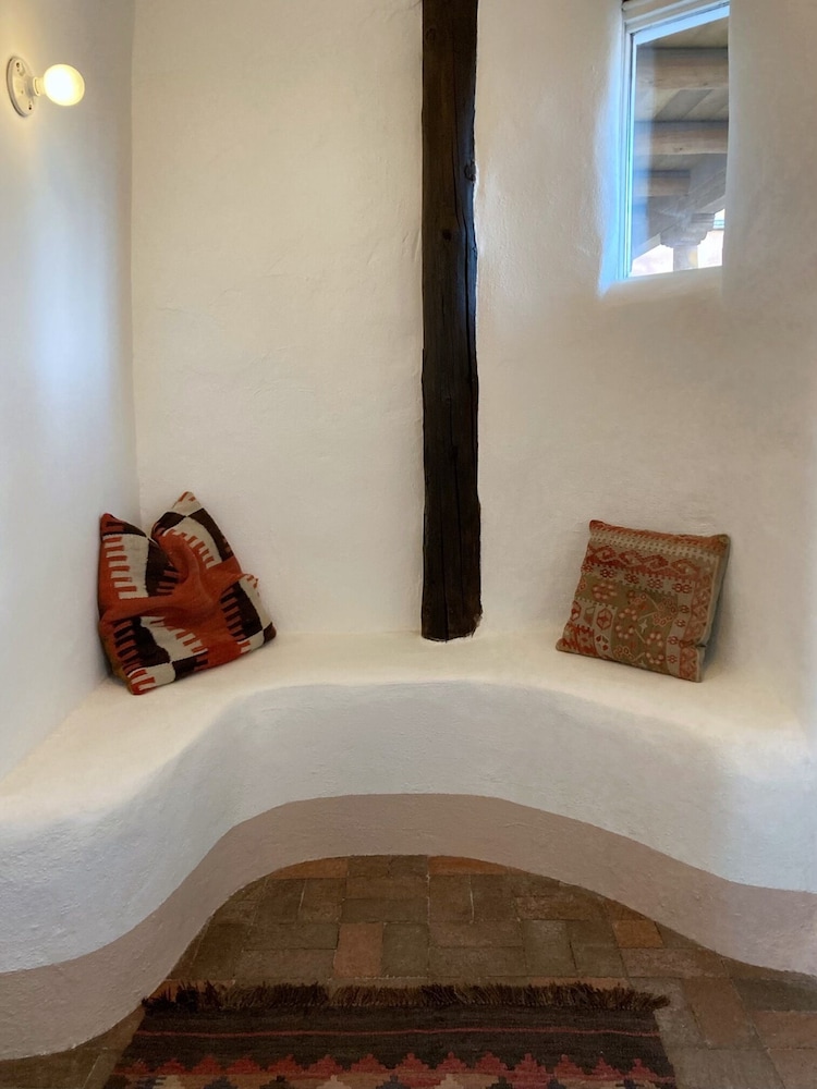 El Paradero Bed & Breakfast Inn 47/79