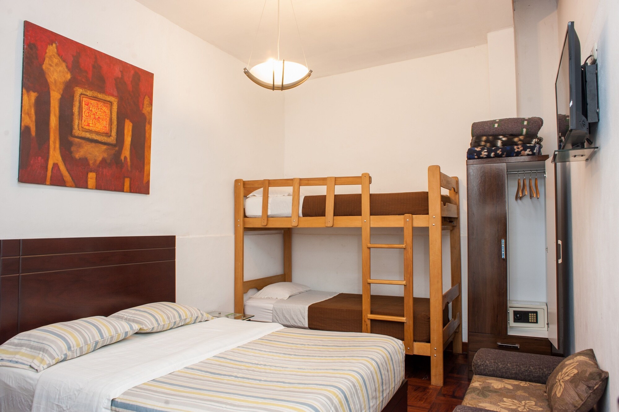 ECONOMY, DOUBLE BED