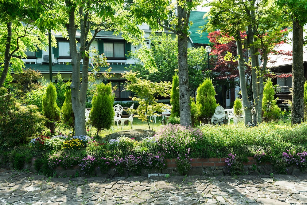 B B Pension Yufuin 27/69