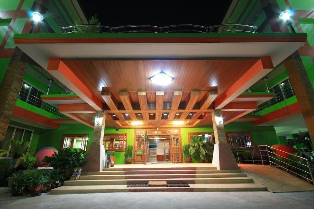 Hiso Place Hotel 4/70