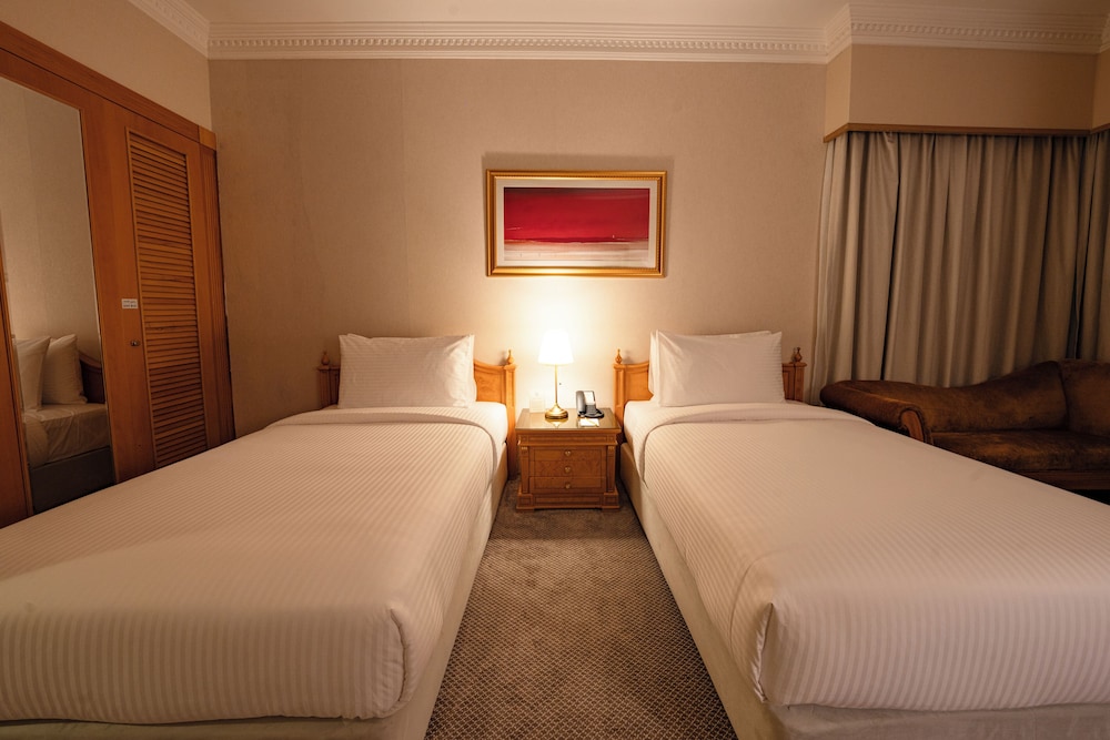 Premium Suite Twin