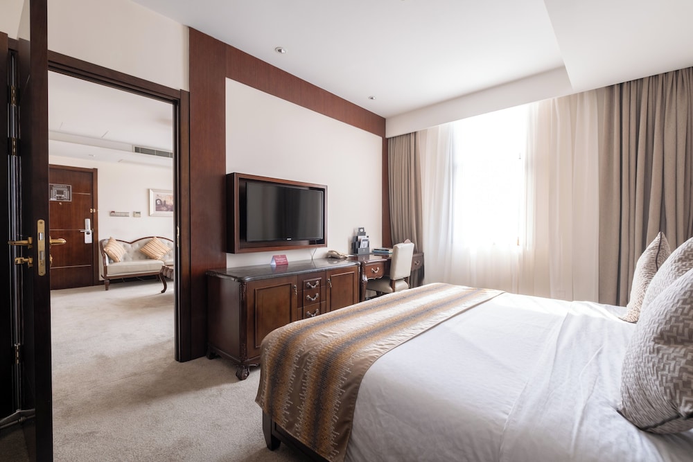 Tang Palace Hotel 11/71
